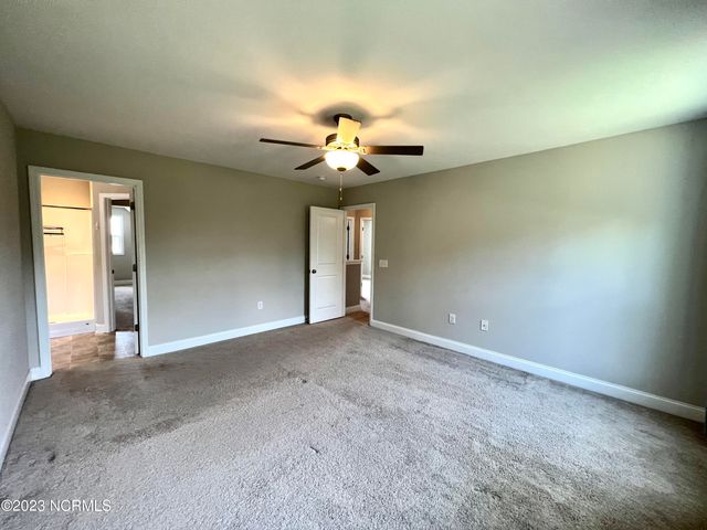 328 S Culverton Road, Winnabow, NC 28479