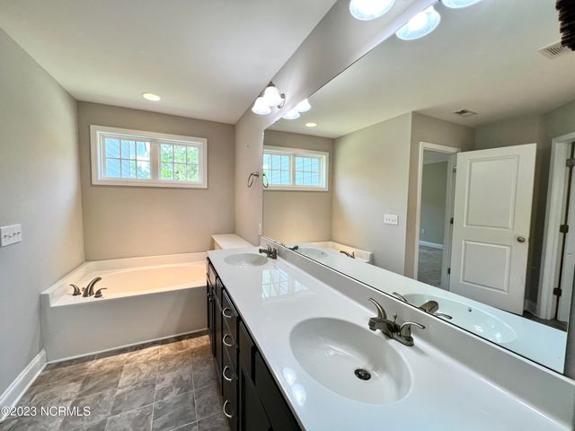 328 S Culverton Road, Winnabow, NC 28479