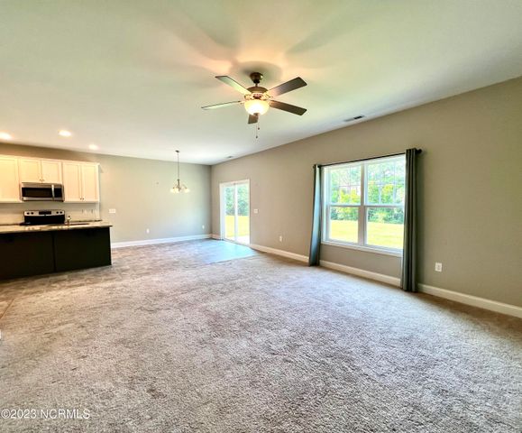 328 S Culverton Road, Winnabow, NC 28479