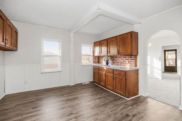 3701 Shawnee Drive, Kansas City, KS 66106