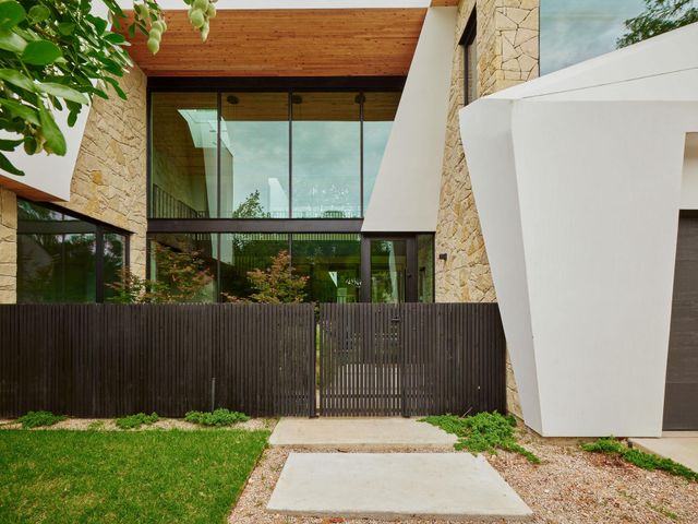 2108 Matterhorn LN, Austin, TX 78704