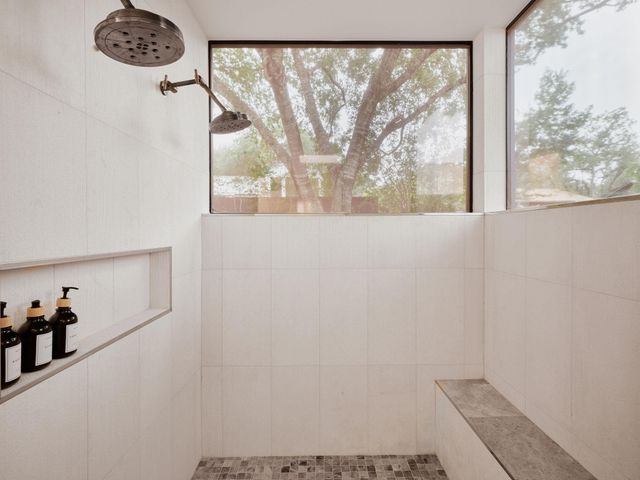 2108 Matterhorn LN, Austin, TX 78704