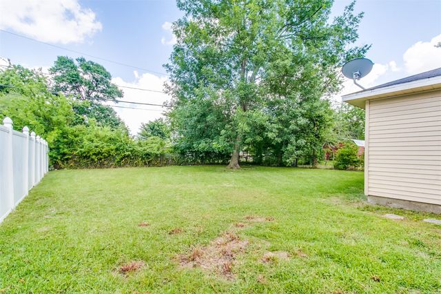 1417 Jennifer Lane, Jacinto City, TX 77029