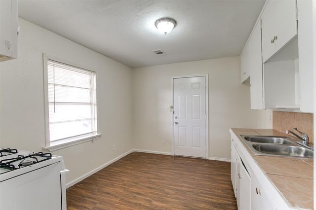 1417 Jennifer Lane, Jacinto City, TX 77029