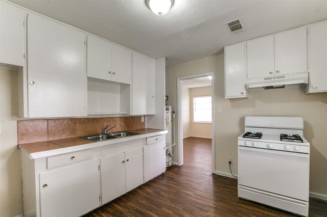 1417 Jennifer Lane, Jacinto City, TX 77029