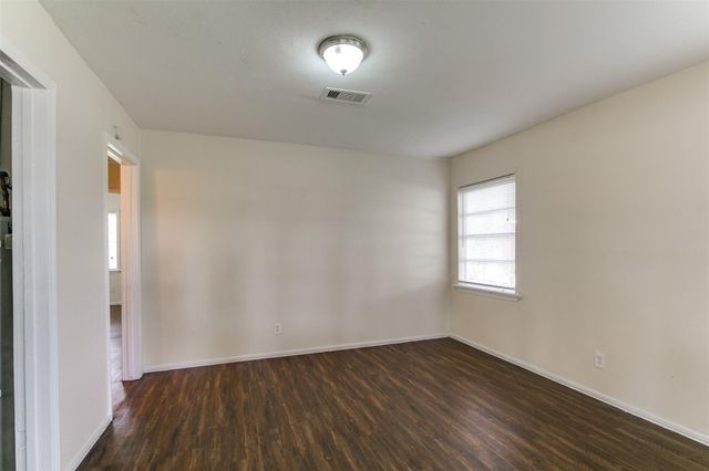 1417 Jennifer Lane, Jacinto City, TX 77029