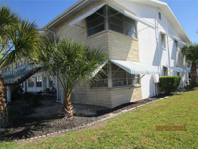 5945 21ST STREET N 9, St Petersburg, FL 33714