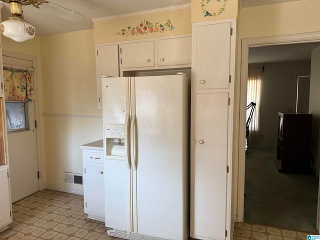 607 FAIRLAWN CIRCLE, Hueytown, AL 35023