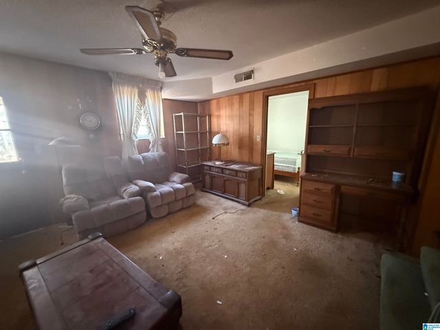 607 FAIRLAWN CIRCLE, Hueytown, AL 35023