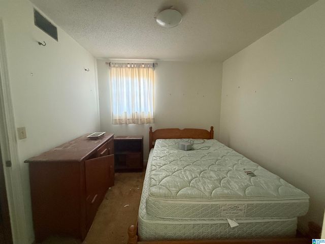 607 FAIRLAWN CIRCLE, Hueytown, AL 35023