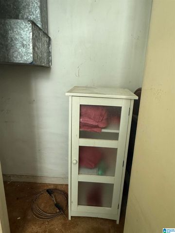 607 FAIRLAWN CIRCLE, Hueytown, AL 35023