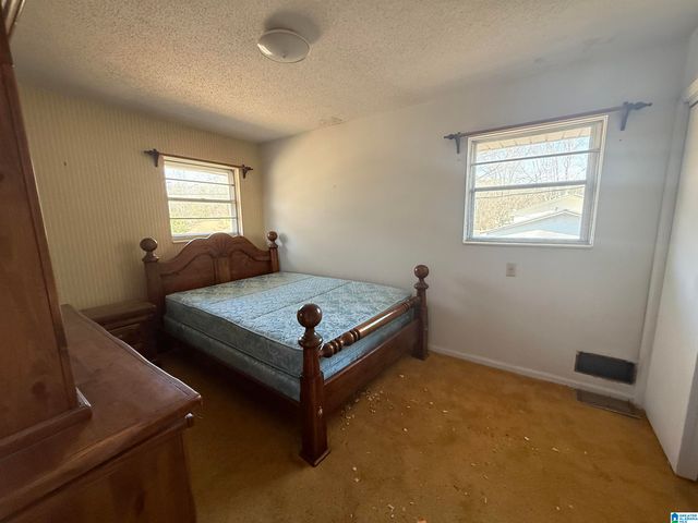 607 FAIRLAWN CIRCLE, Hueytown, AL 35023