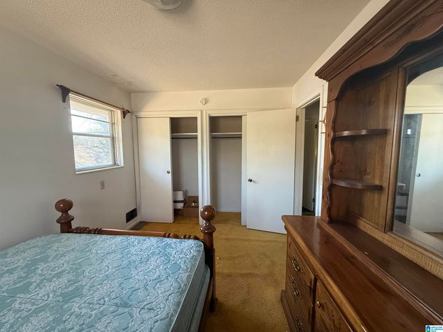 607 FAIRLAWN CIRCLE, Hueytown, AL 35023