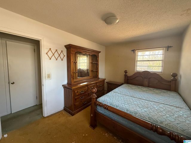 607 FAIRLAWN CIRCLE, Hueytown, AL 35023