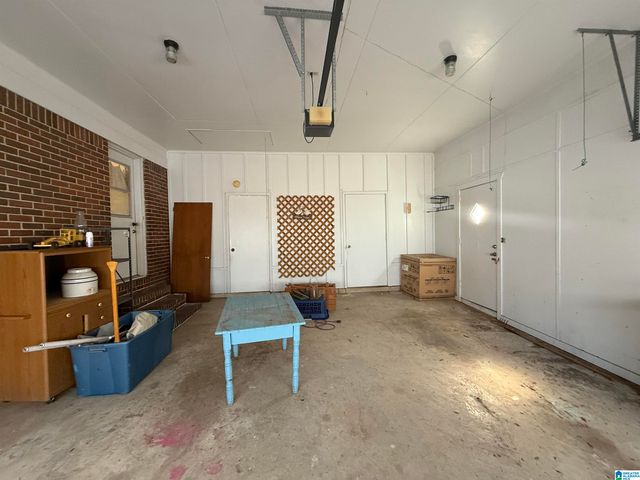 607 FAIRLAWN CIRCLE, Hueytown, AL 35023