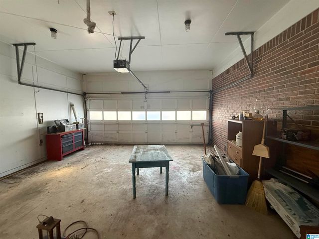 607 FAIRLAWN CIRCLE, Hueytown, AL 35023