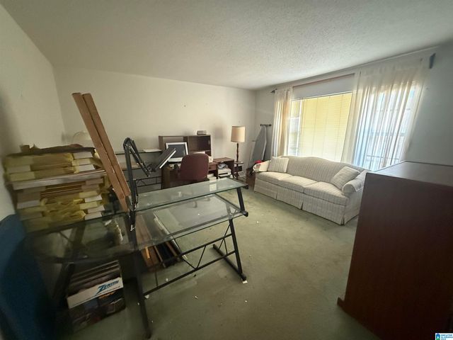 607 FAIRLAWN CIRCLE, Hueytown, AL 35023