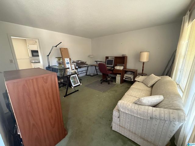 607 FAIRLAWN CIRCLE, Hueytown, AL 35023