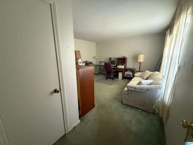 607 FAIRLAWN CIRCLE, Hueytown, AL 35023