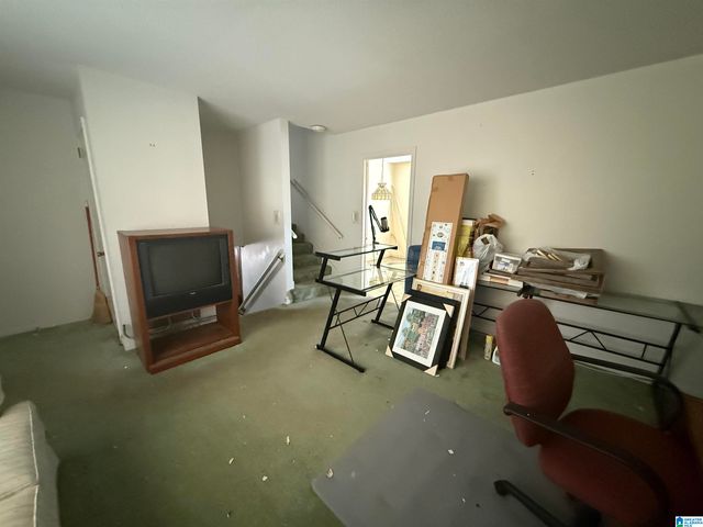 607 FAIRLAWN CIRCLE, Hueytown, AL 35023