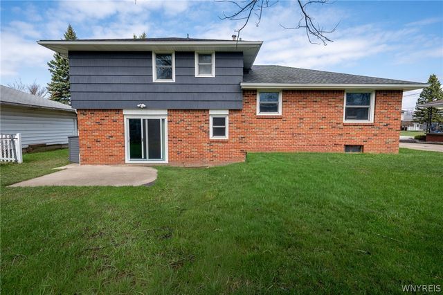69 Laurelton Drive, West Seneca, NY 14224