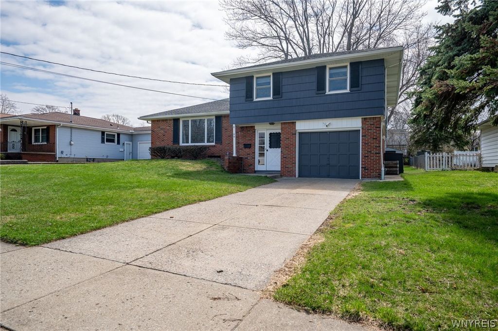 69 Laurelton Drive, West Seneca, NY 14224
