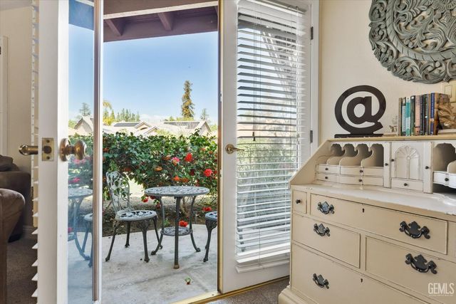 7305 Calle Los Batiquitos, Bakersfield, CA 93309