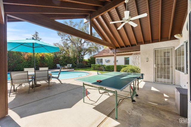 7305 Calle Los Batiquitos, Bakersfield, CA 93309