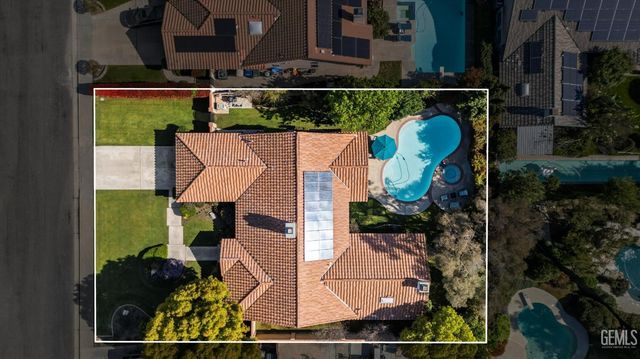 7305 Calle Los Batiquitos, Bakersfield, CA 93309