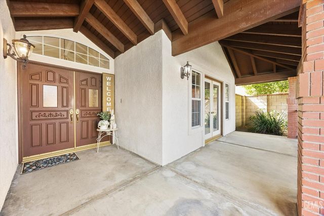 7305 Calle Los Batiquitos, Bakersfield, CA 93309