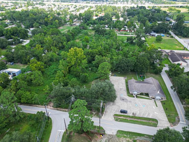 430 Booker Drive, Spring, TX 77373