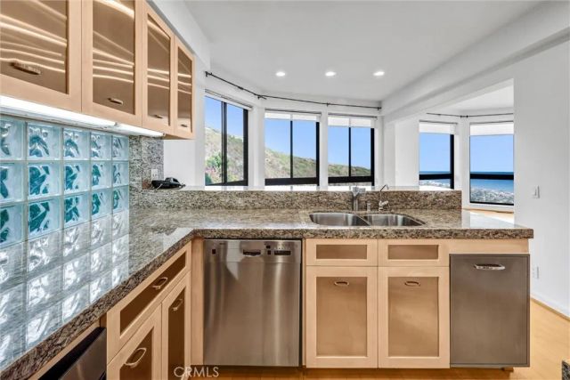 1326 Skyline, Laguna Beach, CA 92651