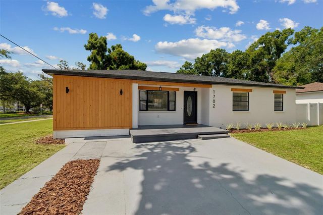 1702 W JOHNSTON AVENUE, Tampa, FL 33603