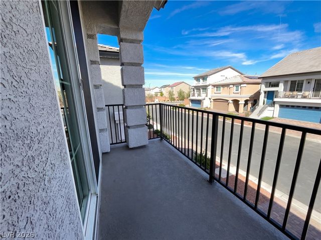 10125 Herons Rise Street, Las Vegas, NV 89141