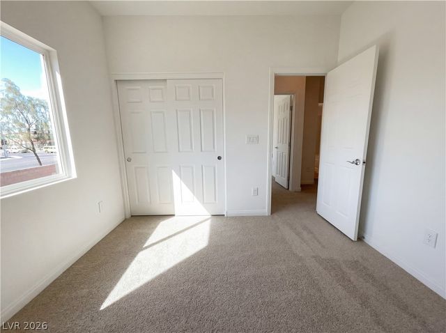 10125 Herons Rise Street, Las Vegas, NV 89141