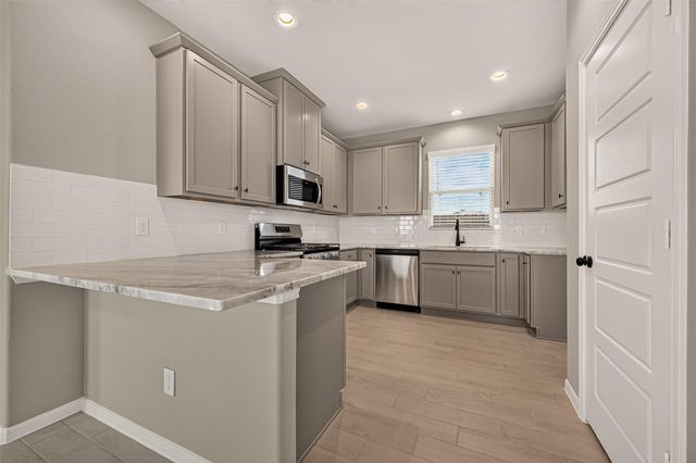 457 Stone Placa, Brookshire, TX 77423