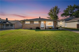 24634 Staghorn Drive, Bedford Heights, OH 44146