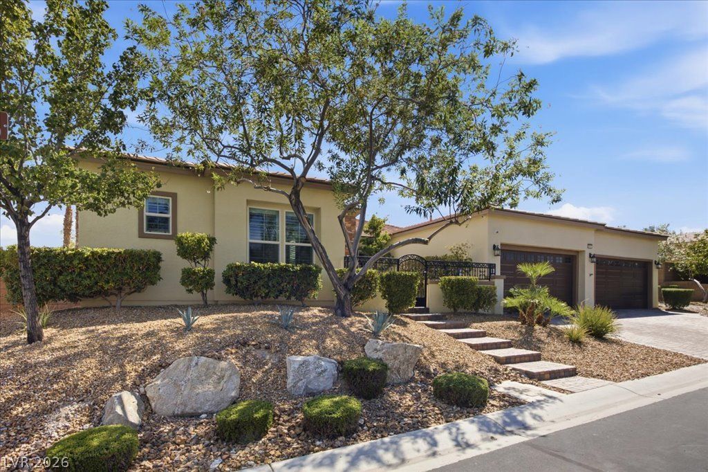 9727 Shimmering Falls Court, Las Vegas, NV 89149 — photo 4