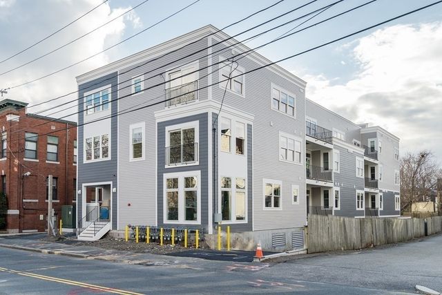 429 Cherry 7, Newton, MA 02465