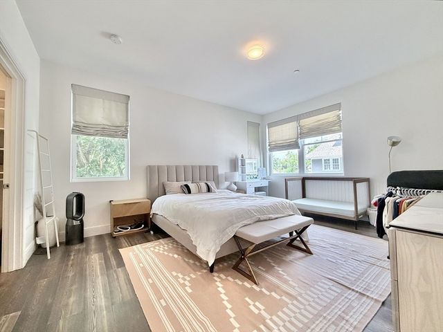 429 Cherry 7, Newton, MA 02465
