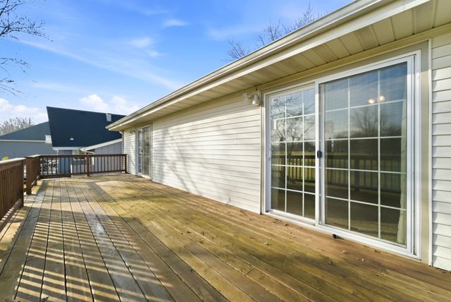 3771 Kingsway Drive, Crown Point, IN 46307