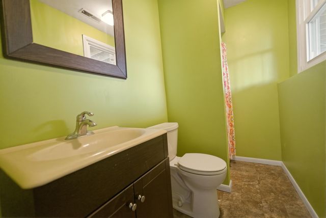 3771 Kingsway Drive, Crown Point, IN 46307