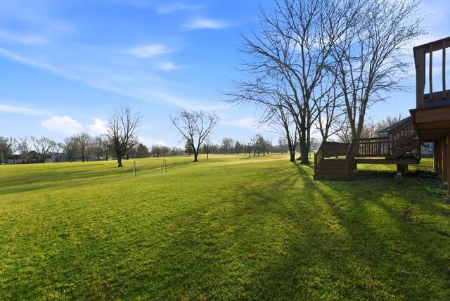 3771 Kingsway Drive, Crown Point, IN 46307