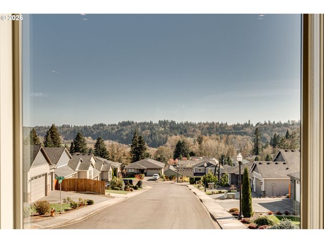 123 W 13TH Way, La Center, WA 98629