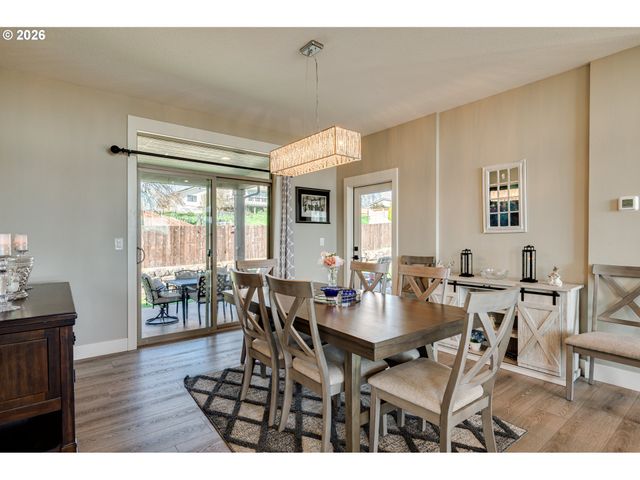 123 W 13TH Way, La Center, WA 98629