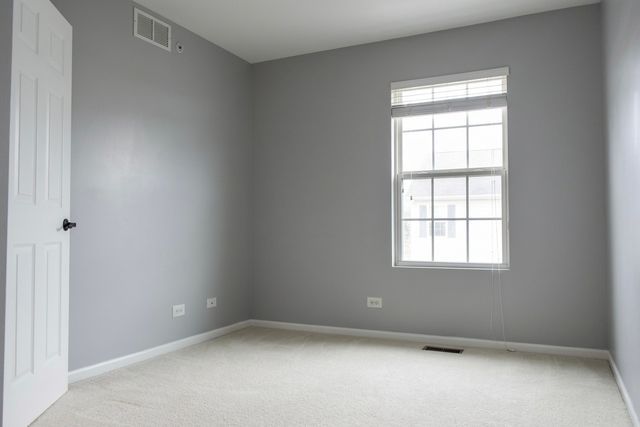 2261 Beresford Drive, Yorkville, IL 60560