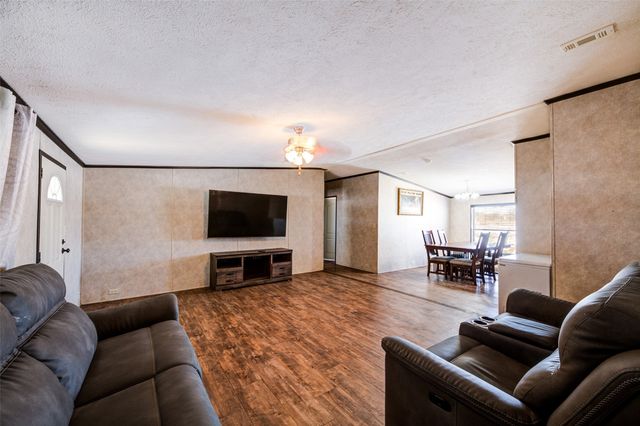 1420 County Road 4522, Decatur, TX 76234