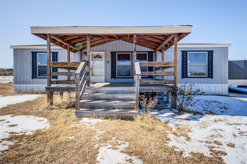 1420 County Road 4522, Decatur, TX 76234