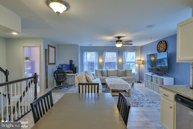 3059 GOSHEN DR, Pennsburg, PA 18073