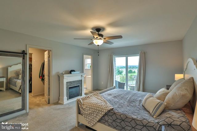 3059 GOSHEN DR, Pennsburg, PA 18073